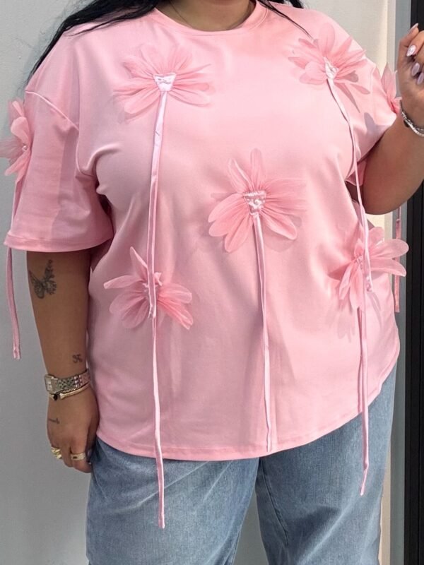 Plus size pink floral 3d top