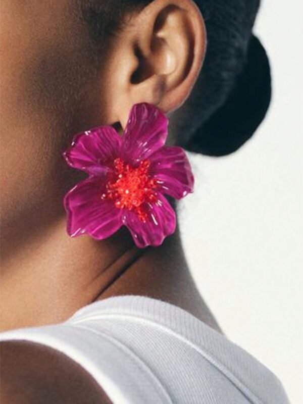 Earrings vintage acrylic floral stud